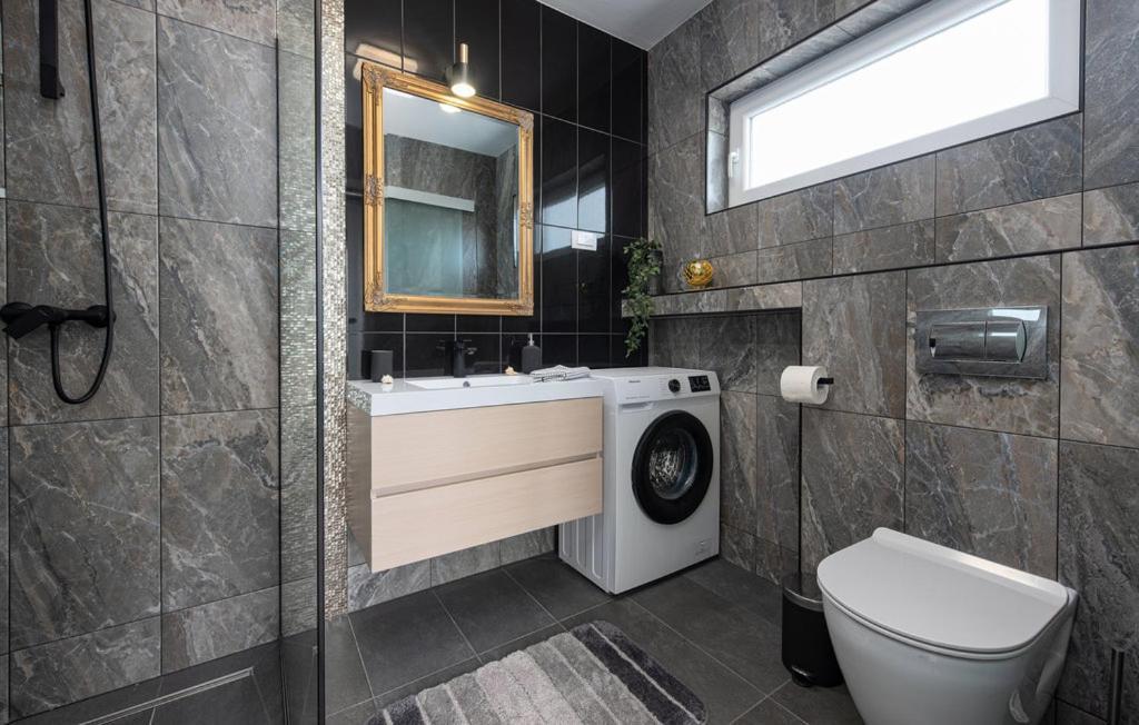 Luxurioeses Penthouse Welle Mit Whirlpool, Grill Und Meerblick วีร์ ภายนอก รูปภาพ