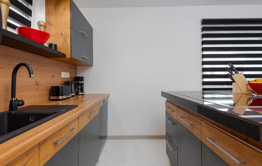Luxurioeses Penthouse Welle Mit Whirlpool, Grill Und Meerblick วีร์ ภายนอก รูปภาพ
