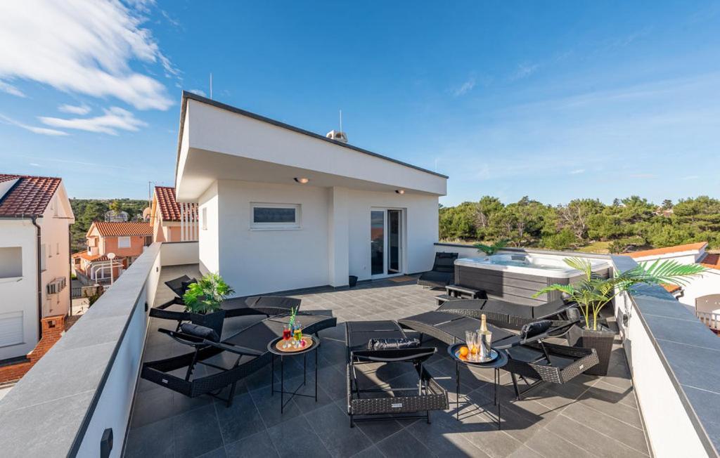Luxurioeses Penthouse Welle Mit Whirlpool, Grill Und Meerblick วีร์ ภายนอก รูปภาพ