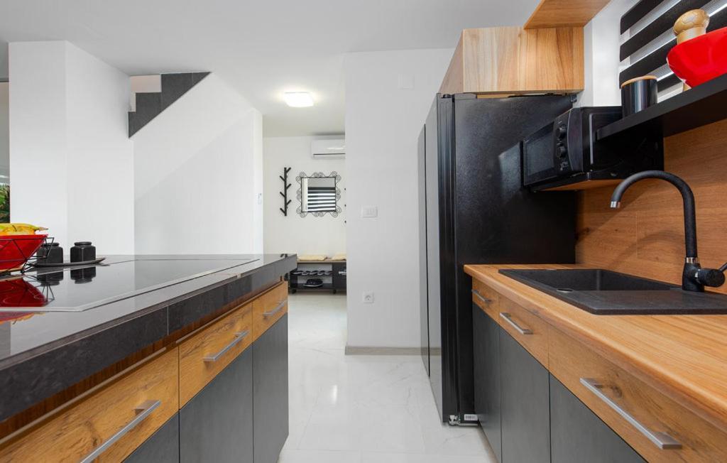Luxurioeses Penthouse Welle Mit Whirlpool, Grill Und Meerblick วีร์ ภายนอก รูปภาพ